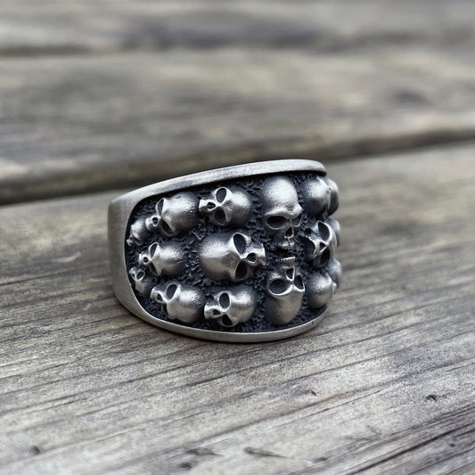 Bague Tête de Mort Gothique (Argent)