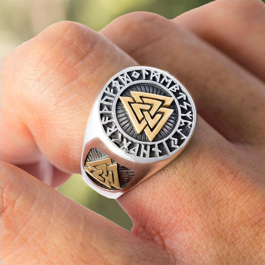 bague valknut chevalière