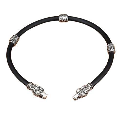 collier torque viking