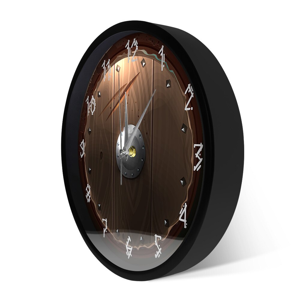 Horloge Viking Bouclier en bois modèle avec cadre et vitre vue de profil