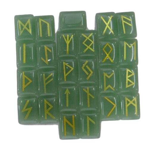pierre viking runes verre vert
